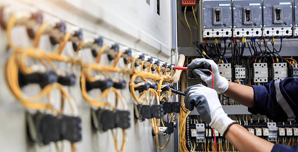 Professional Electrician technician working in Prudenville, MI